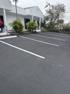 Tampa Parking Lot Maintenance Tips For The Upcoming Summer!